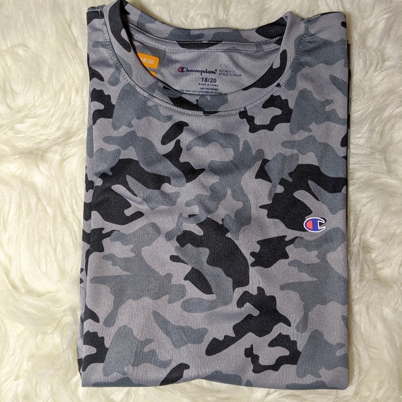 NWT Champion Active T-Shirt Youth 18-20 - Picture 9 of 9